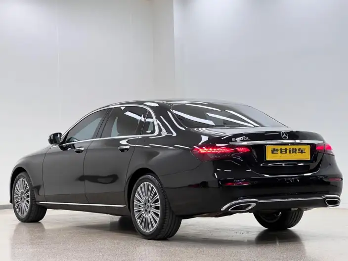 Mercedes-Benz E-Class 2022 Model E 300 L Fashion Model sedan – фото 5
