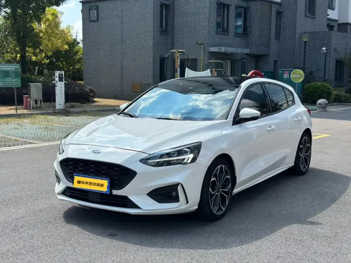 Ford Focus 2021 Model Hatchback EcoBoost 180 Automatic ST Line