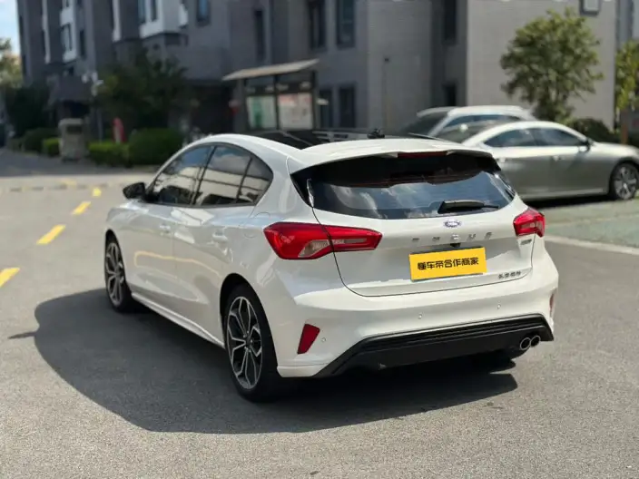 Ford Focus 2021 Model Hatchback EcoBoost 180 Automatic ST Line