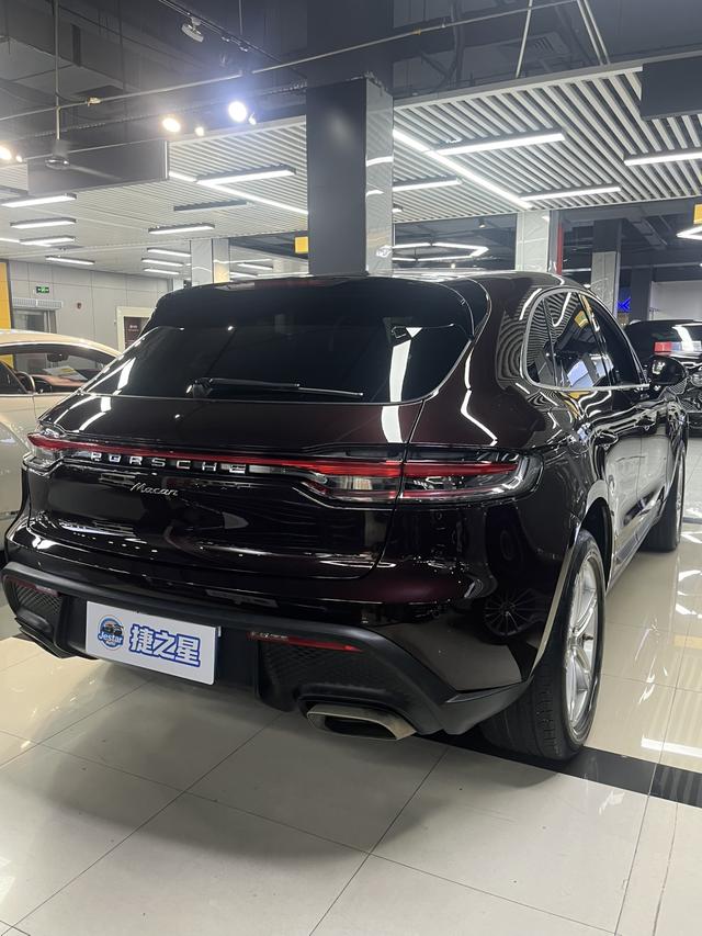 Macan Раздел 2023 комплектация Macan 2.0T – фото 5