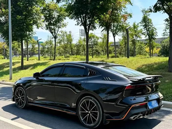 Changan UNI-V 2022 Model 1.5T Sports Edition – фото 4