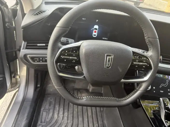 BESTUNE B70 2023 Model Third generation 1.5T Automatic Changxiang Edition Model – фото 8