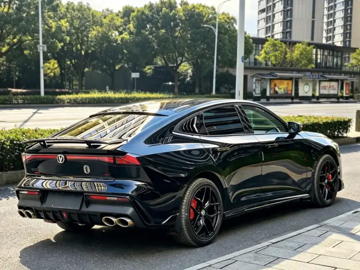 Changan UNI-V 2022 Model 1.5T Sports Edition – фото 6