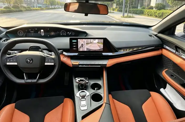 Changan UNI-V 2022 Model 1.5T Sports Edition – фото 7