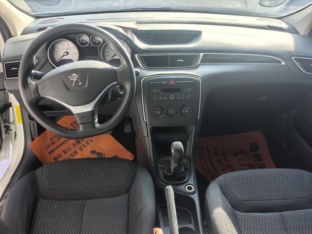 Peugeot 308 2014 Enjoy Classic 1.6L Manual Trend – фото 7