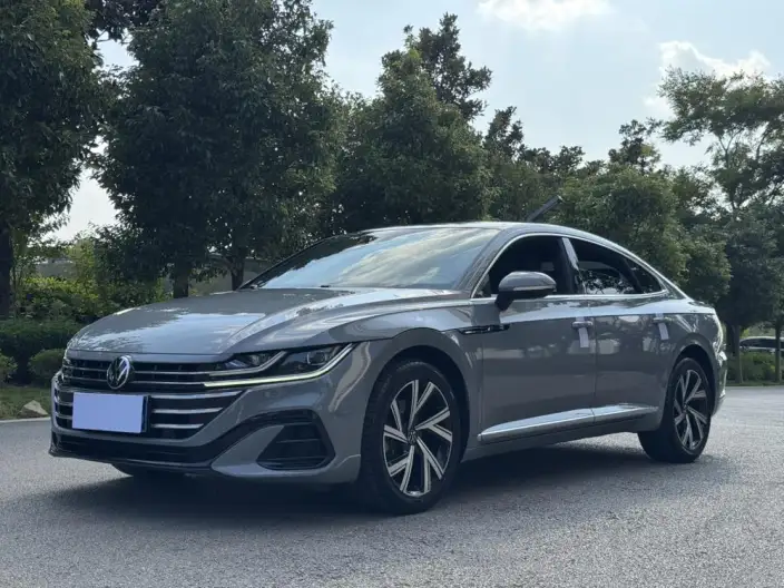 Volkswagen CC 2021 Model 330TSI Dazzling version – фото 1