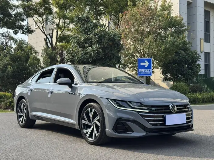 Volkswagen CC 2021 Model 330TSI Dazzling version – фото 3