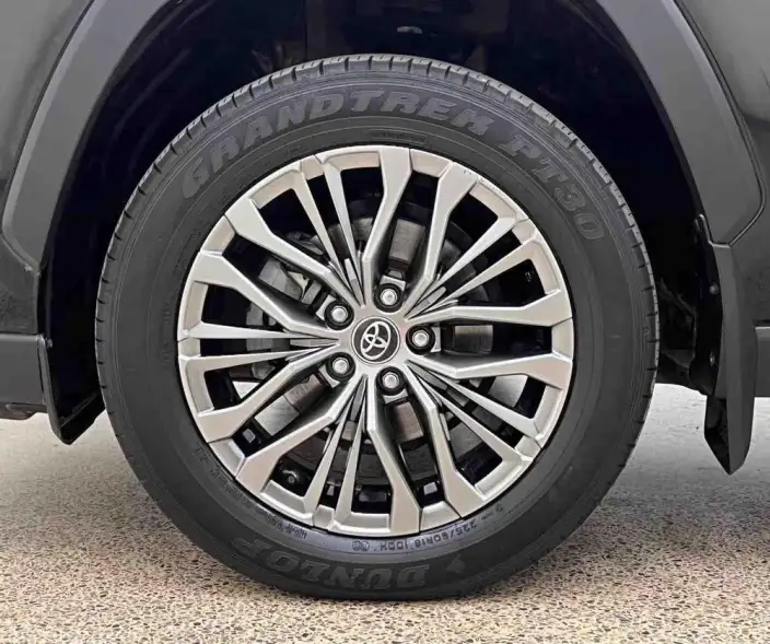 Toyota Wildlander 2023 Model 2.0L 4WD Luxury PLUS Edition – фото 8