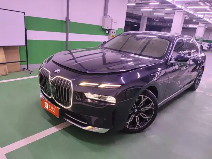 BMW 7 Series 2023 Model 735Li M Sports Set – фото 1