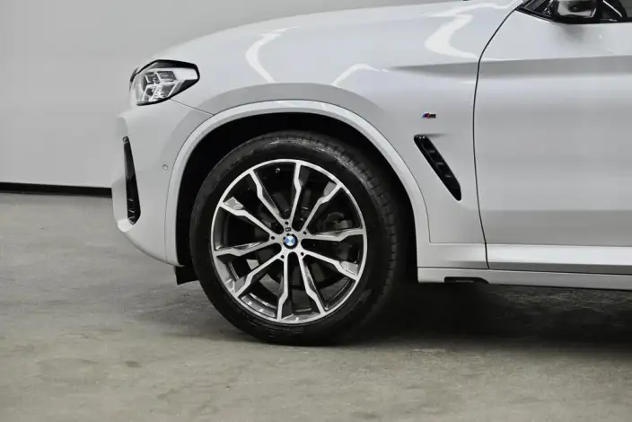 BMW X3 2023 Model xDrive30i Leading Model M Night Set – фото 7