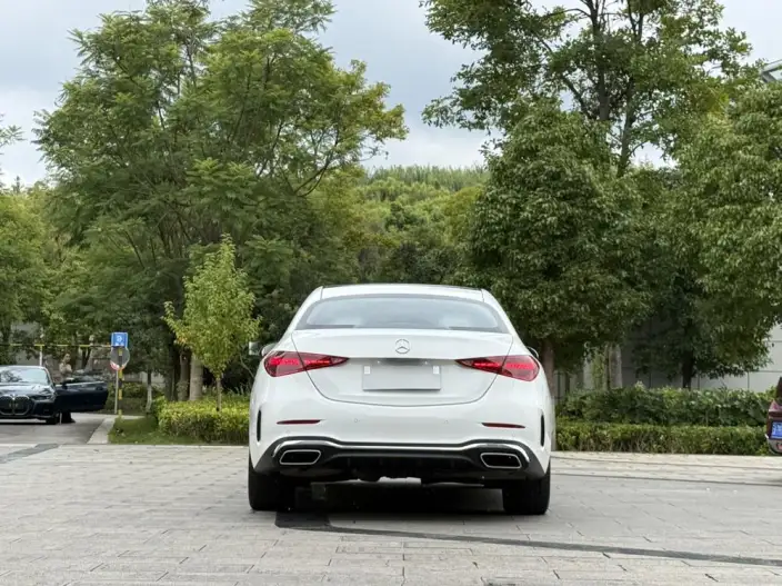Mercedes-Benz C-Class 2023 Model C 260 L Sports Edition – фото 6
