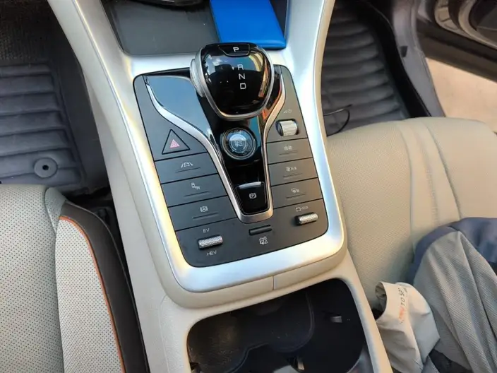 BYD Song Pro DM 2022 Model DM-i 110km Flagship Model – фото 9