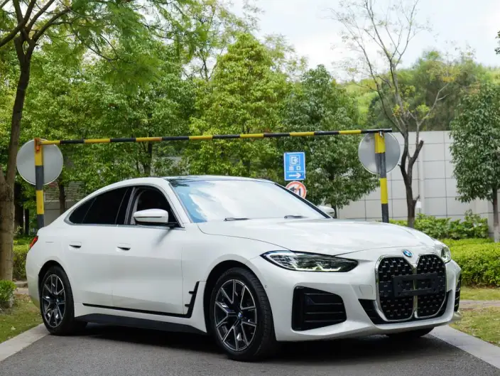 BMW 4 Series 2023 Model 425i Gran Coupe M Sports Set – фото 3