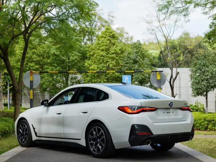 BMW 4 Series 2023 Model 425i Gran Coupe M Sports Set – фото 4