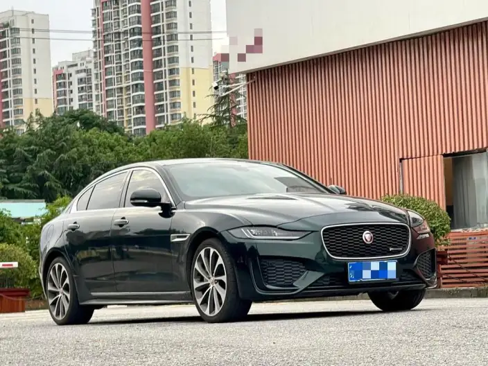 Jaguar XE L 2022 Model 2.0T 250PS R-DYNAMIC S Enterprising Sports Edition – фото 3