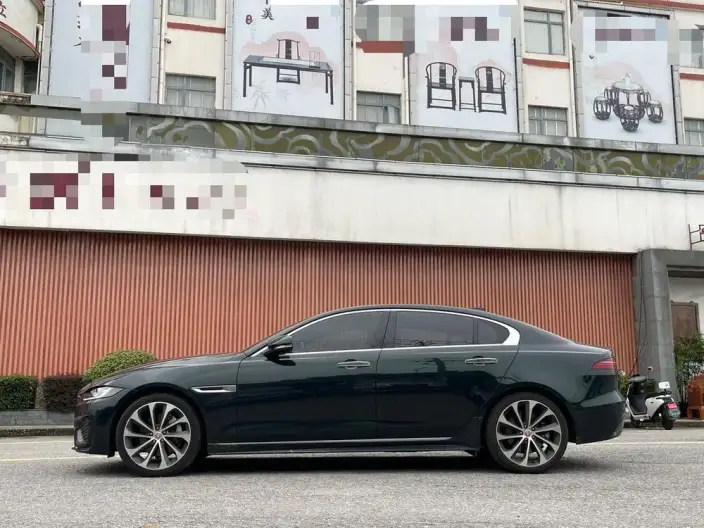 Jaguar XE L 2022 Model 2.0T 250PS R-DYNAMIC S Enterprising Sports Edition – фото 4