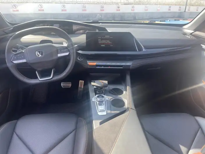 Changan UNI-V 2022 Model 1.5T Sports Edition – фото 7