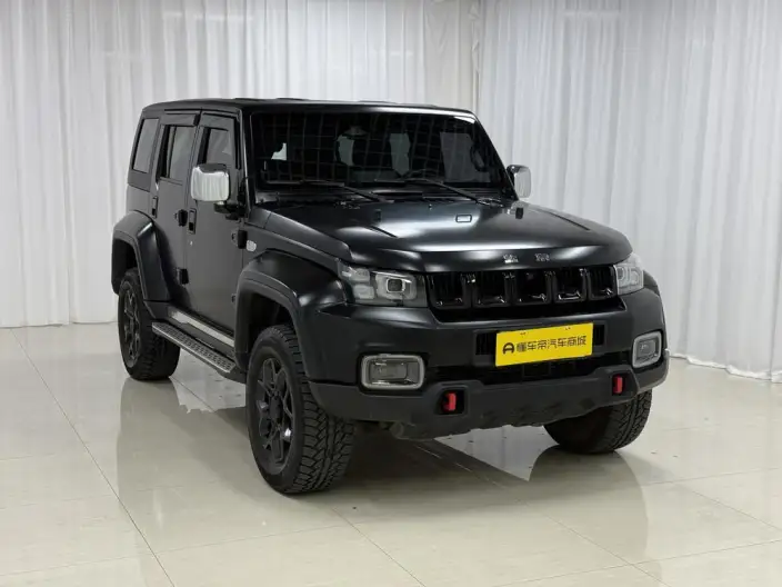 BAIC BJ40 2023 Model 2.0D Automatic 4WD Blade Hero Edition Warrior Model – фото 3