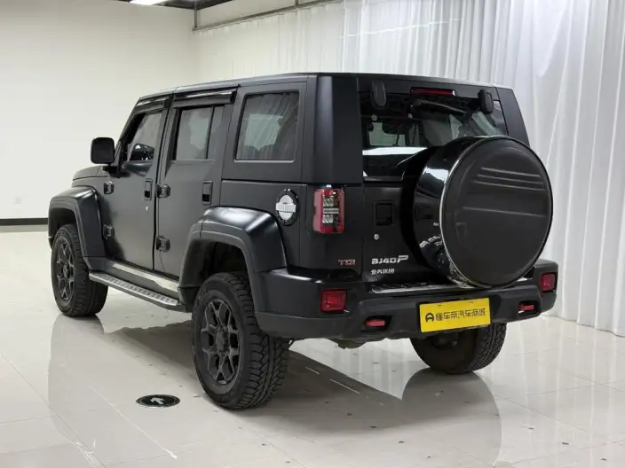 BAIC BJ40 2023 Model 2.0D Automatic 4WD Blade Hero Edition Warrior Model – фото 5