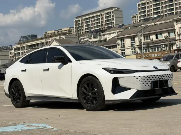 Changan UNI-V 2024 Model 1.5T Noble Model