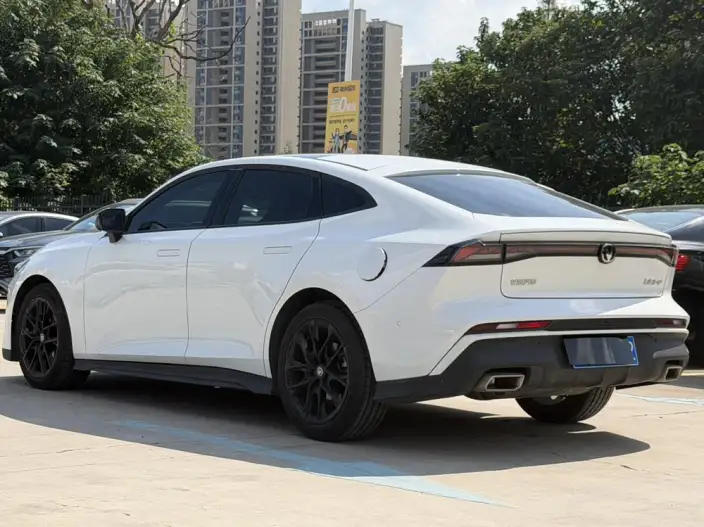 Changan UNI-V 2024 Model 1.5T Noble Model