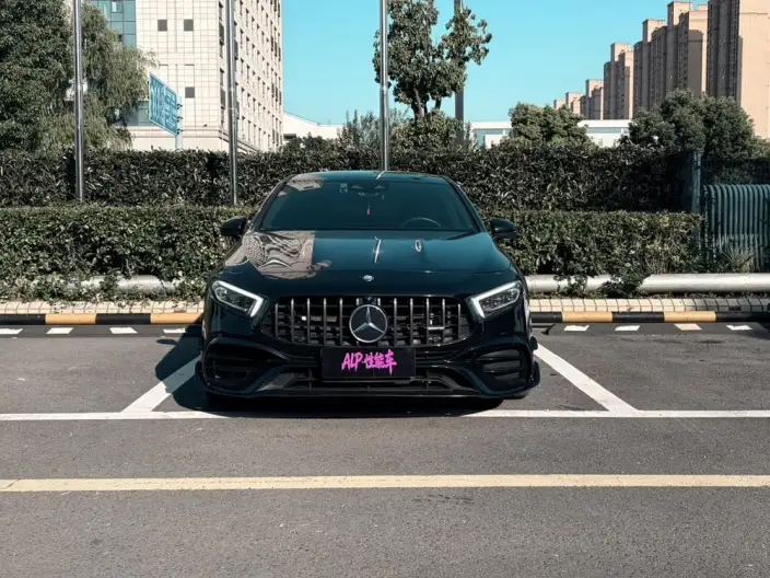 Mercedes-Benz A-Class AMG 2022 Model AMG A 35 L 4MATIC – фото 2