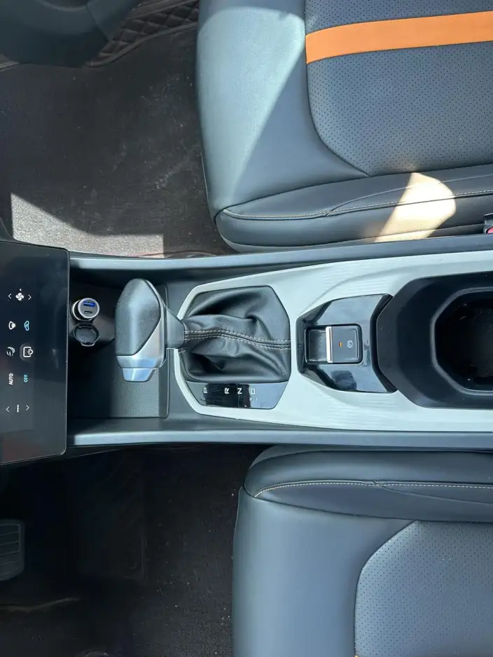 Yixuan 2023 Model Mach Version 1.5L Automatic Follow-up version – фото 10