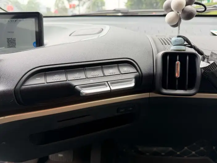 Baojun KiWi EV 2022 Model Designer Light Edition Lithium Iron Phosphate – фото 7