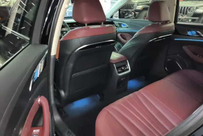 Hongqi H5 2023 Model 1.5T DCT Flag Rhythm Edition – фото 9