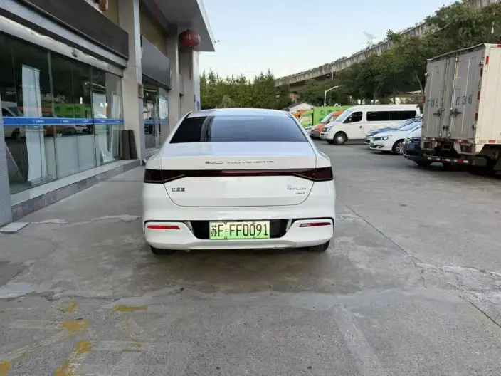 BYD Qin PLUS DM 2021 Model DM-i 55KM Noble Model – фото 5