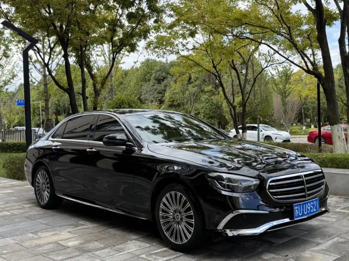 Mercedes-Benz E-Class 2023 Model E 300 L Fashion Model sedan – фото 3