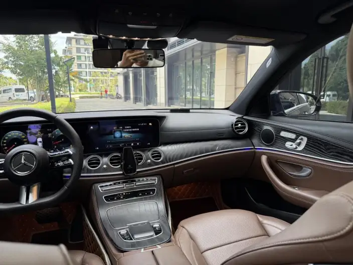 Mercedes-Benz E-Class 2023 Model E 300 L Fashion Model sedan – фото 10