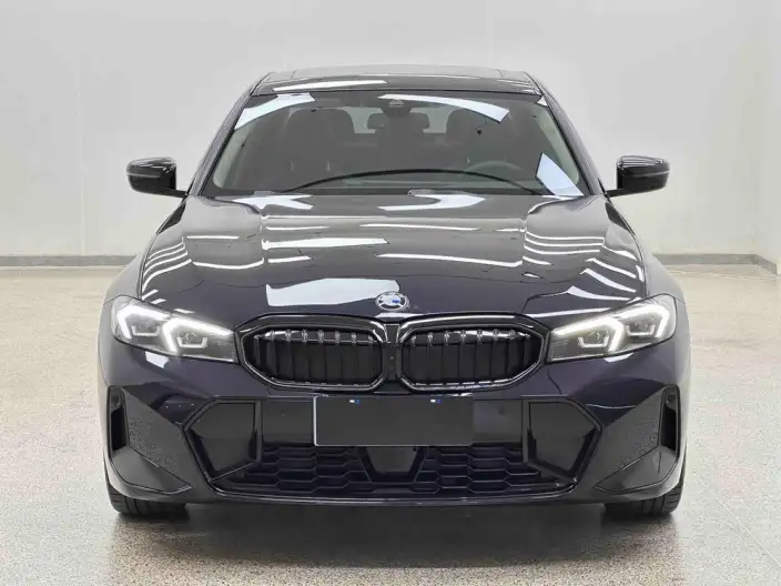 BMW 3 Series 2025 Model 330Li M Sports Night Set – фото 2