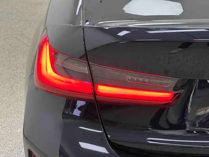 BMW 3 Series 2025 Model 330Li M Sports Night Set – фото 10
