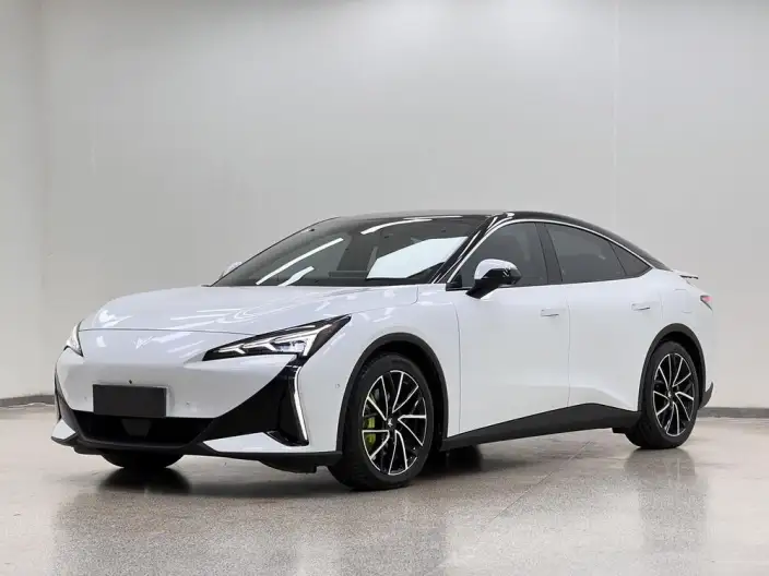 Arcfox α-S 5 2024 Model 560MAX 185kW – фото 1