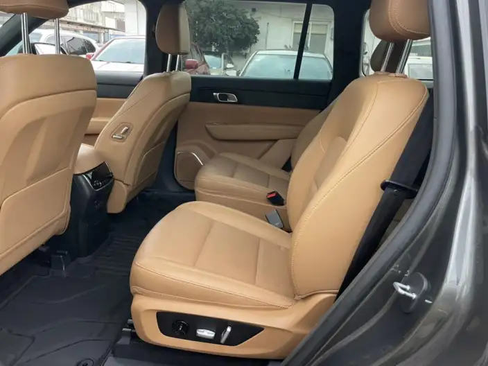 Li Auto ONE 2021 Model Extended Range 6 seat Edition – фото 10