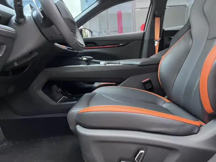 Changan UNI-V 2022 Model 1.5T Noble Model – фото 9