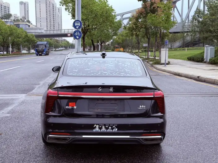 Hongqi H5 2023 Model 2.0T Automatic Smart Flag Enjoy Edition – фото 6
