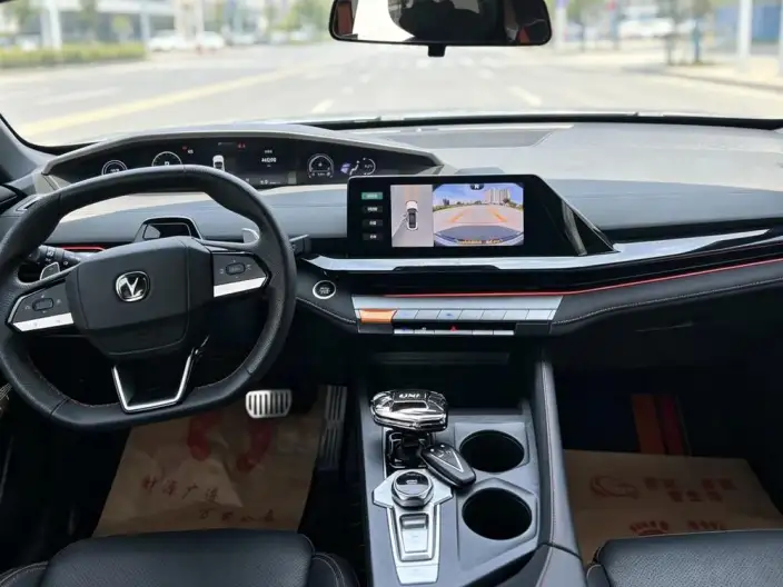 Changan UNI-V 2022 Model 1.5T Sports Edition – фото 5
