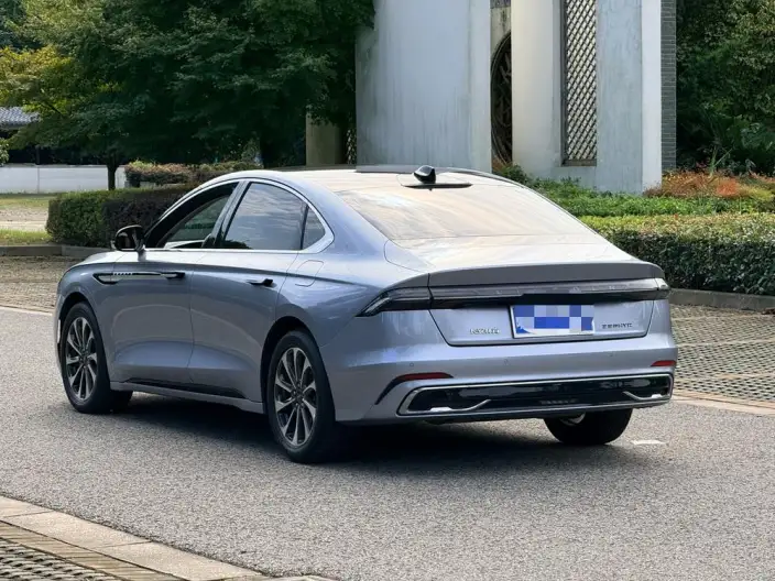 Lincoln Z 2022 Model i Xiang Zun Shang Edition – фото 5