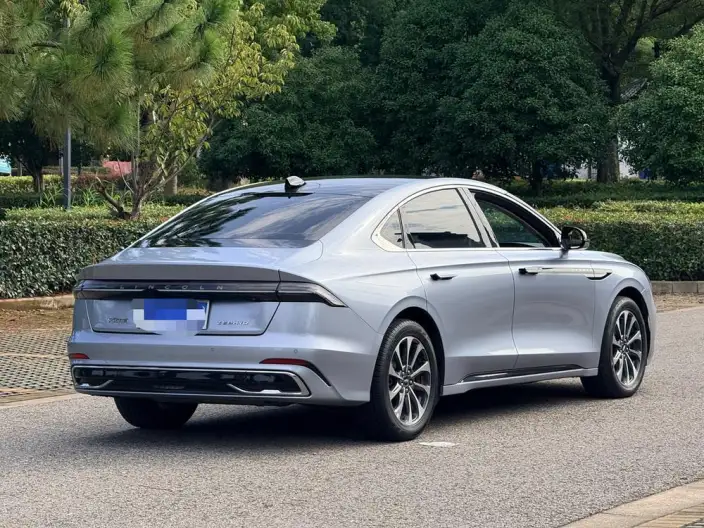 Lincoln Z 2022 Model i Xiang Zun Shang Edition – фото 7