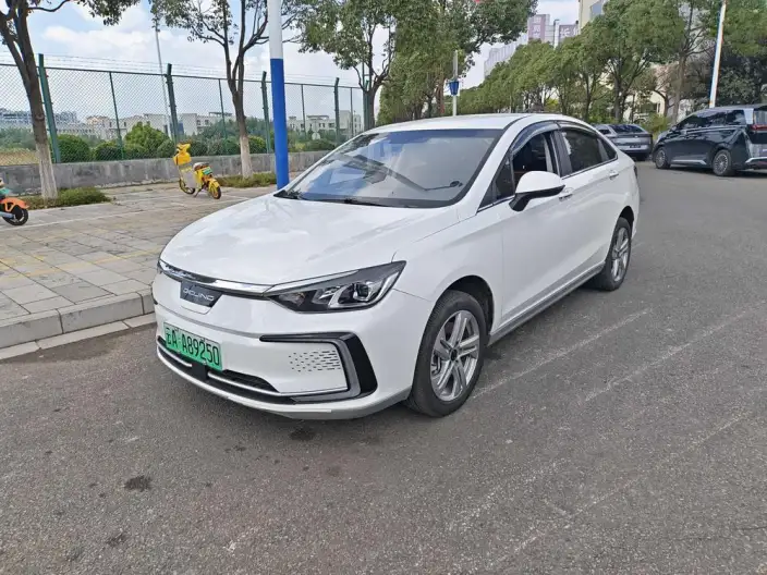 BAIC EU5 2022 Model Ride-hailing Deluxe Edition – фото 1