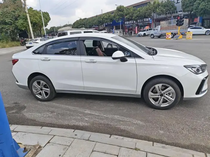 BAIC EU5 2022 Model Ride-hailing Deluxe Edition – фото 7