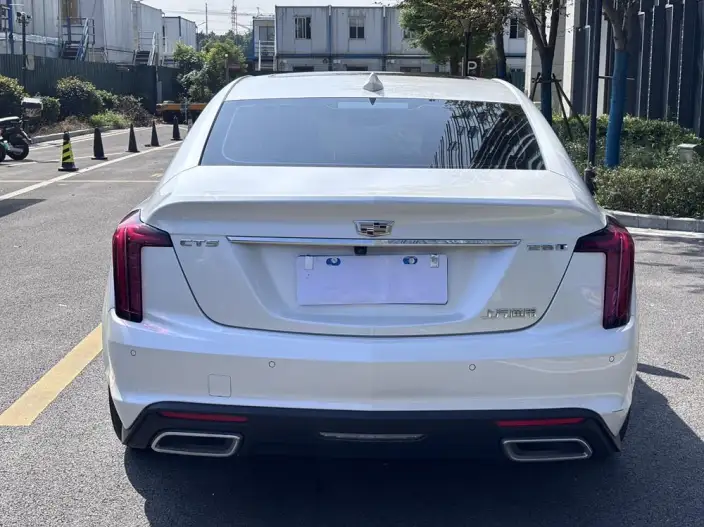 Cadillac CT5 2023 Model 28T Luxury Model Standard Edition – фото 5