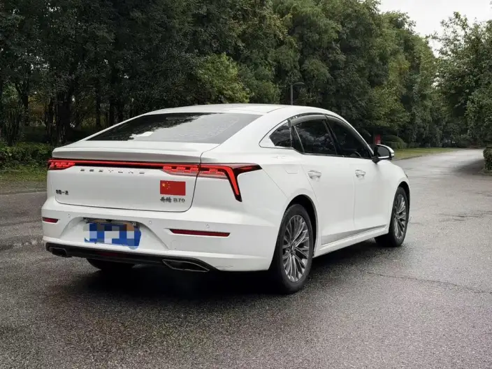 BESTUNE B70 2023 Model Third generation 1.5T Automatic Changxiang Edition Model – фото 7