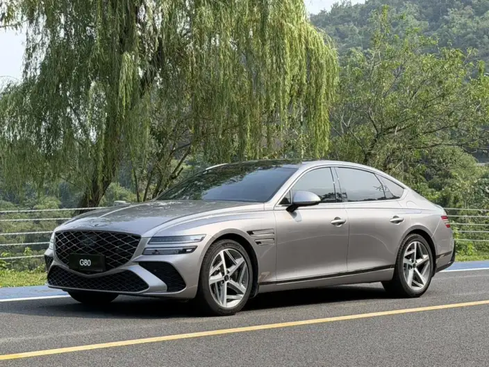 Genesis G80 2024 Model 2.5T 4WD Deluxe Edition