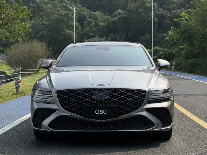 Genesis G80 2024 Model 2.5T 4WD Deluxe Edition
