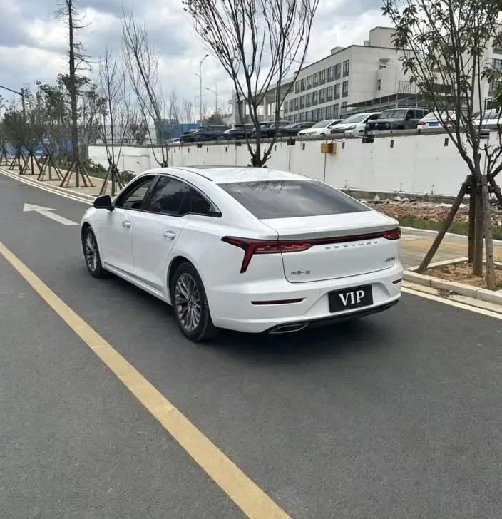 BESTUNE B70 2023 Model Third generation 1.5T Automatic Enjoy Edition Model 70th Anniversary Memorial Edition
