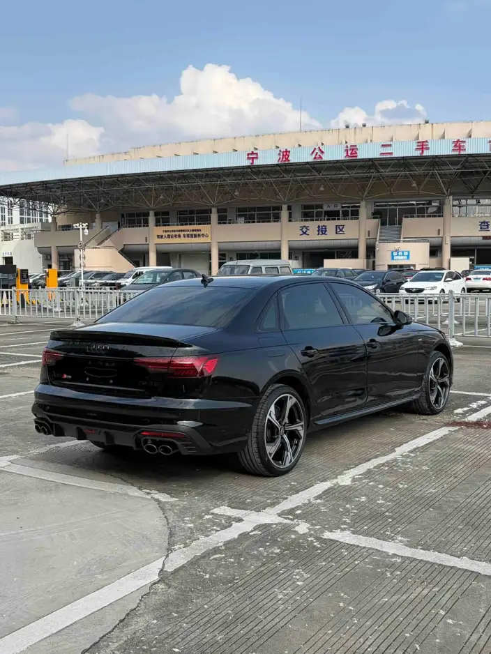 Audi A4 L 2024 Model 40 TFSI Luxury Dynamic Model Starry Night Edition
