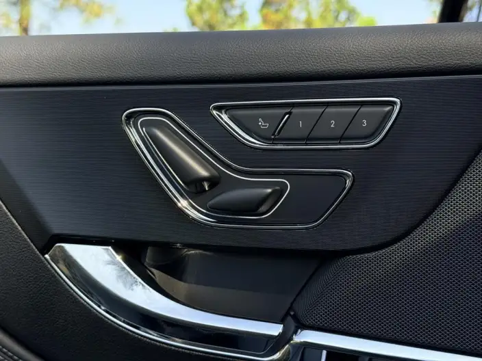 Lincoln Corsair 2023 Model 2.0T 2WD Exclusive Edition – фото 8